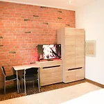 «Go West» Guest Rooms